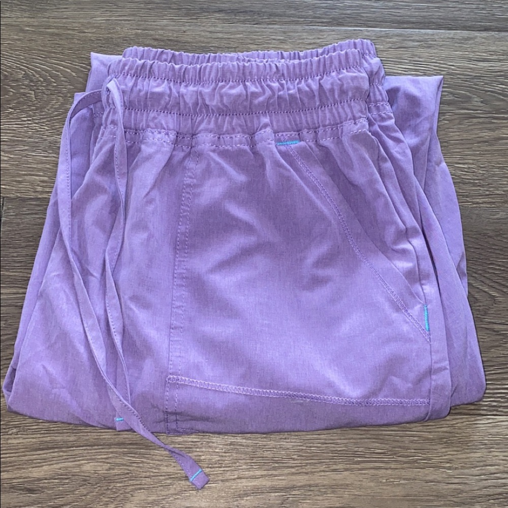 Women’s scrub pants- 2 pairs!!!